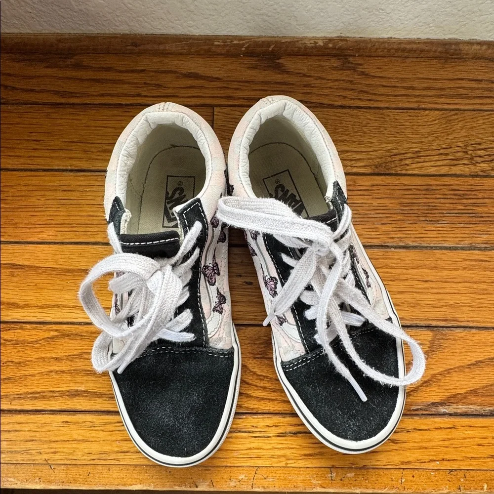 Vans Off the Wall Girls 🦋 Butterfly cute kid sneakers size 1 back to school
